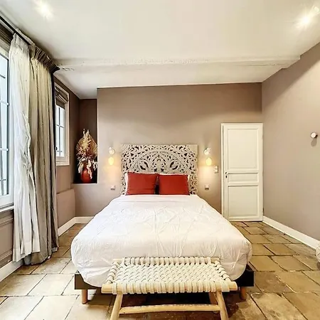 Sibille : Elegance In The Heart Of The City Troyes Exterior photo