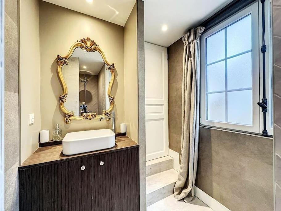 Sibille : Elegance In The Heart Of The Troyes